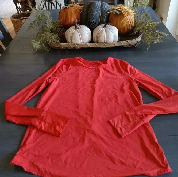 Athleta NWOT Long Sleeve Slit Back - Picture 1 of 4